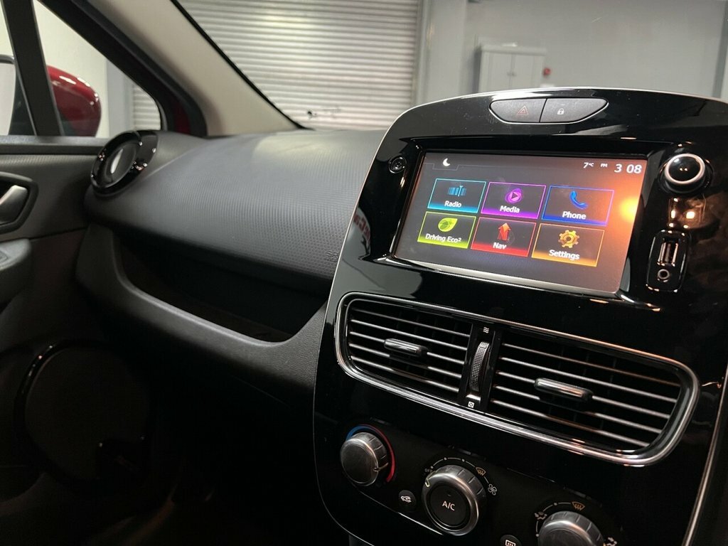 Renault Clio 1.5L Dynamique Nav Dci 89 Bhp Red #2