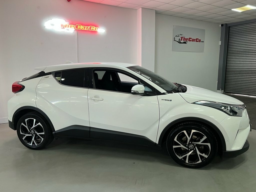 Toyota C-Hr Design WG68OOW White #3