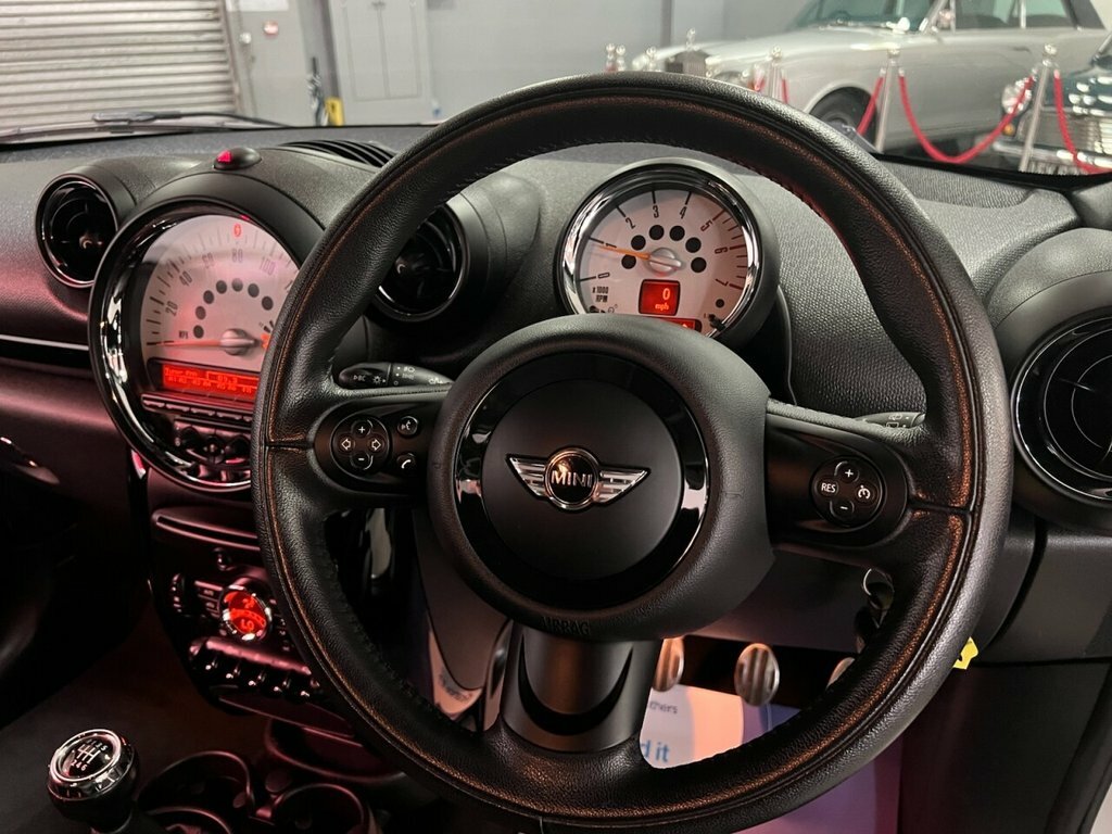 Mini Paceman Suv White #5