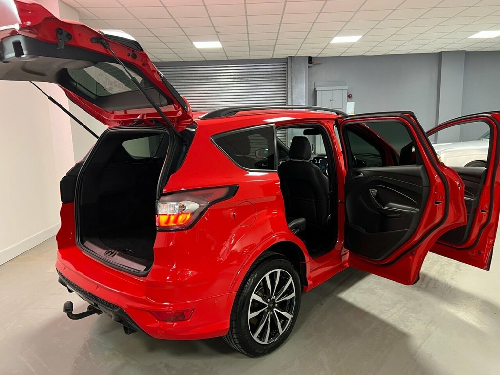 Ford Kuga Suv SR18LKC Red #6