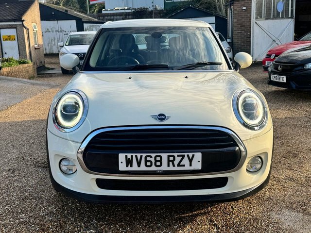Mini Hatch 1.5 Cooper D Hatchback Euro 6 S WV68RZY White #4