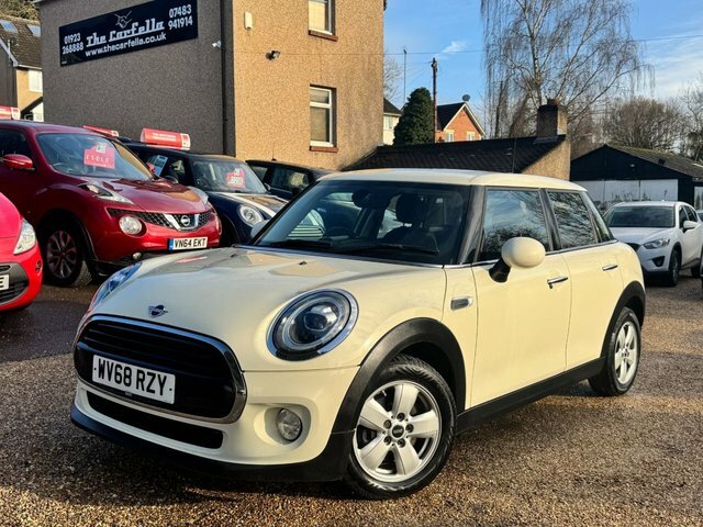 Mini Hatch 1.5 Cooper D Hatchback Euro 6 S White