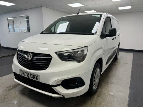 Vauxhall Combo 2020 70 1.5 DN70DNX White #5