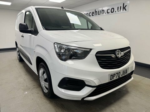 Vauxhall Combo 2020 70 1.5 DP70JUA White #4