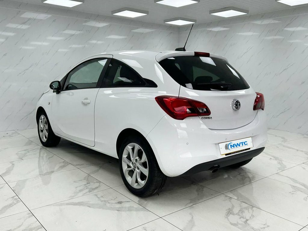 Vauxhall Corsa 1.4L Sport LV68HPJ White #6