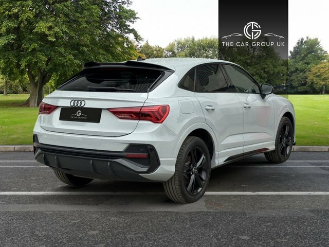 Audi Q3 2.0 Tdi 35 S Line Sportback S Tronic Qu DF70CVH Black #2