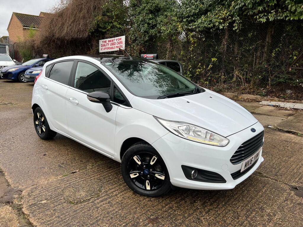 Ford Fiesta 1.0T Ecoboost Zetec White Edition Euro 6 Ss MX16YRW Blue #5