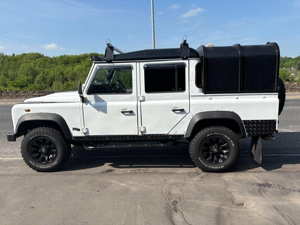 Land Rover Defender 110 Van 4X4 Utility 2000W W379AOR White #4