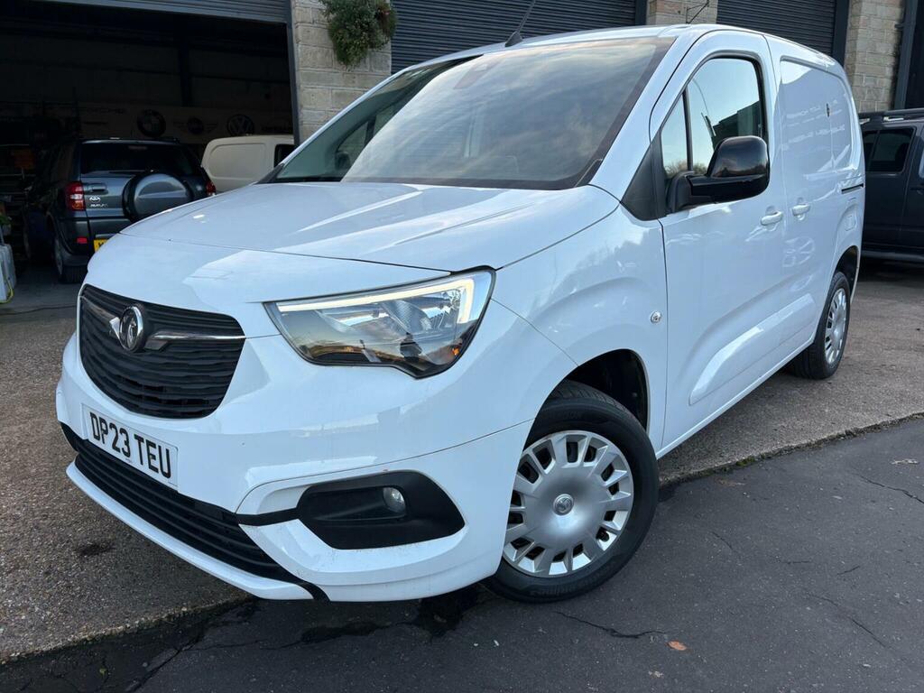 Vauxhall Combo Panel Van 1.5 Turbo D 2300 Pro L1 H1 Euro 6 Ss White