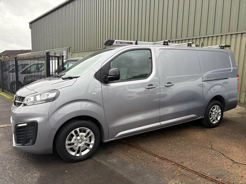 Vauxhall Vivaro Panel Van 2.0 Turbo D 3100 Sportive L2 H1 Euro 6 Grey #4