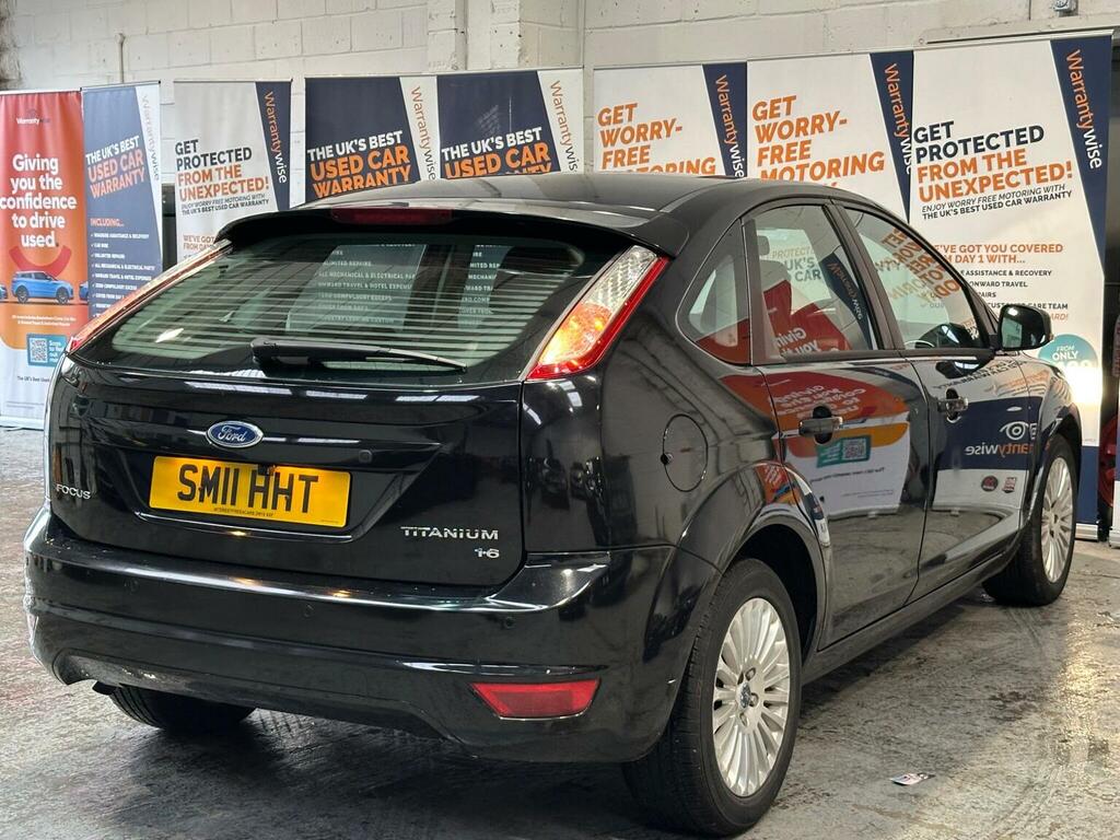Ford Focus Hatchback 1.6 Titanium 201111 Black #6