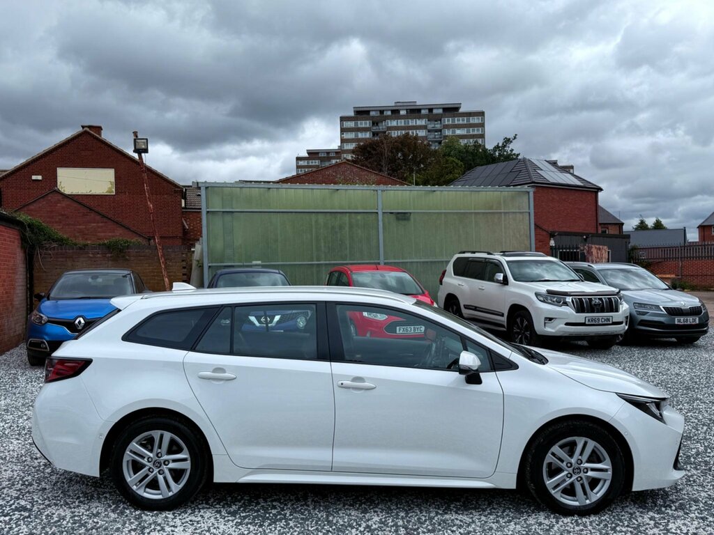 Toyota Corolla 1.2 Vvt-i Icon Tech Touring Sports Euro 6 Ss White #2