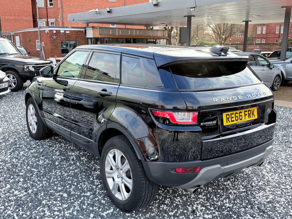 Land Rover Range Rover Evoque 2.0 Td4 Se Tech 4Wd Euro 6 Ss RE66FRK Black #6