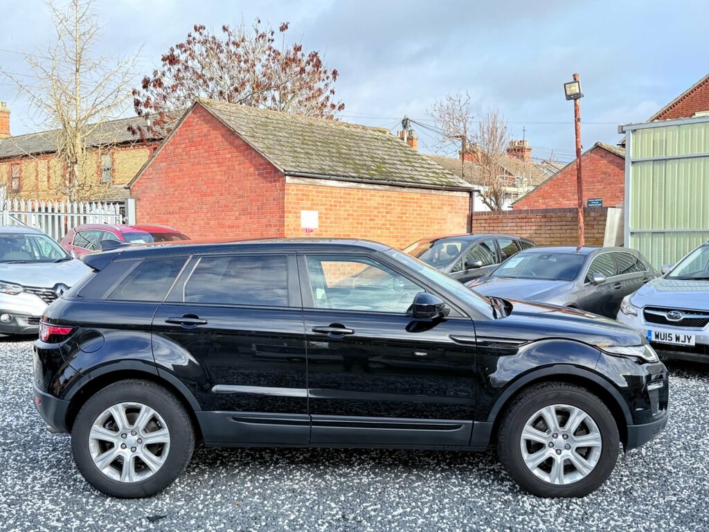 Land Rover Range Rover Evoque 2.0 Td4 Se Tech 4Wd Euro 6 Ss RE66FRK Black #3