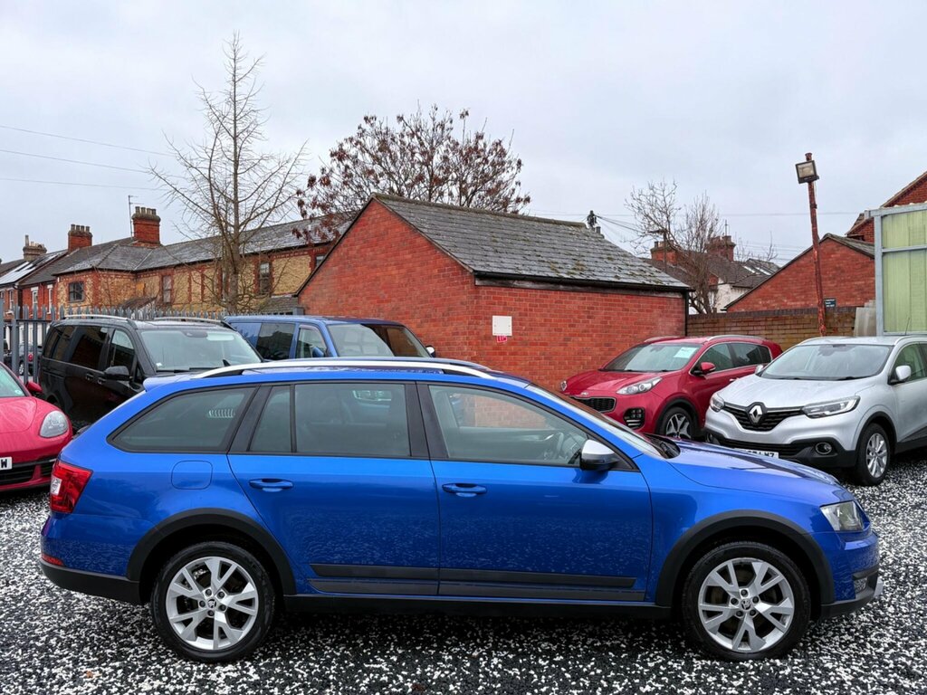 Skoda Octavia 2.0 Tdi Scout Dsg 4Wd Euro 6 Ss Blue #3