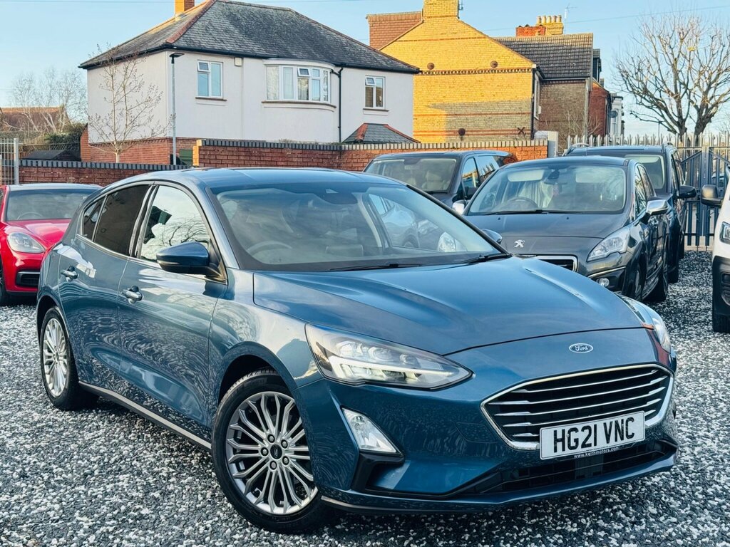 Ford Focus 1.0T Ecoboost Titanium X Euro 6 Ss HG21VNC Blue