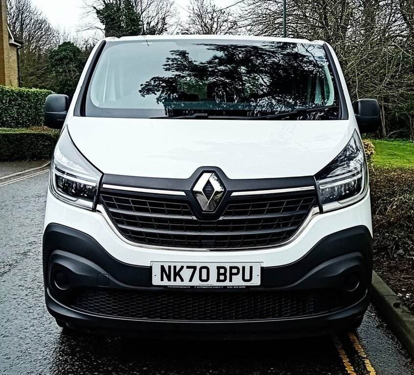 Renault Trafic 2L Business White #6