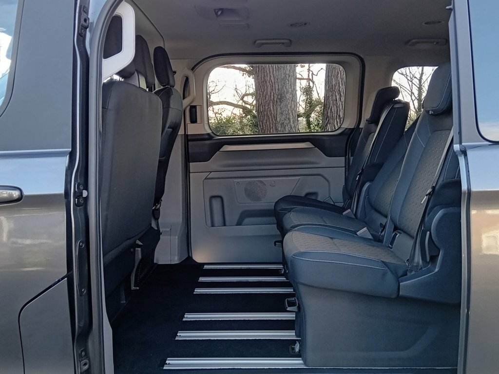 Ford Tourneo Custom 2L Titanium Luxe Grey #3