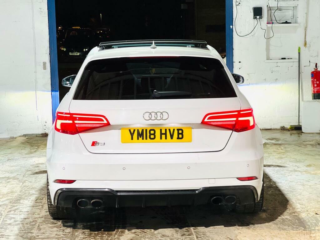 Audi S3 2.0 Tfsi Black Edition Sportback S Tronic Quattro YM18HVB White #5