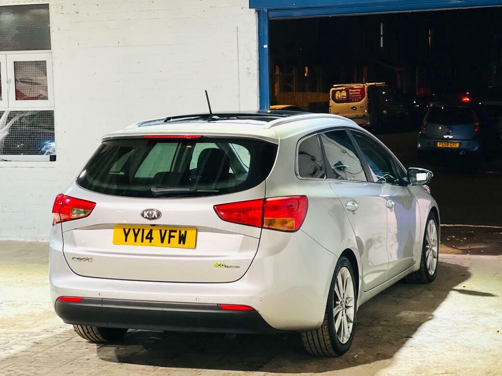 Kia Ceed 1.6 Crdi Ecodynamics 4 Tech Sportswagon Euro 5 S YY14VFW Silver #4