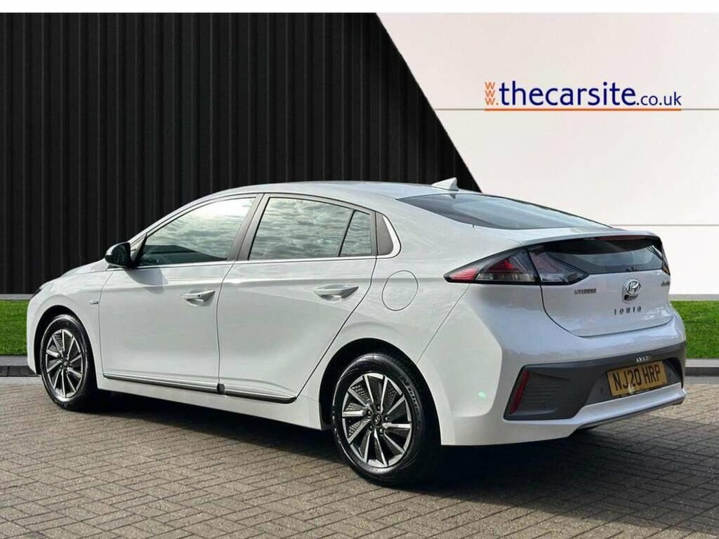 Hyundai Ioniq Hatchback 38.3Kwh Premium 202020 White #4