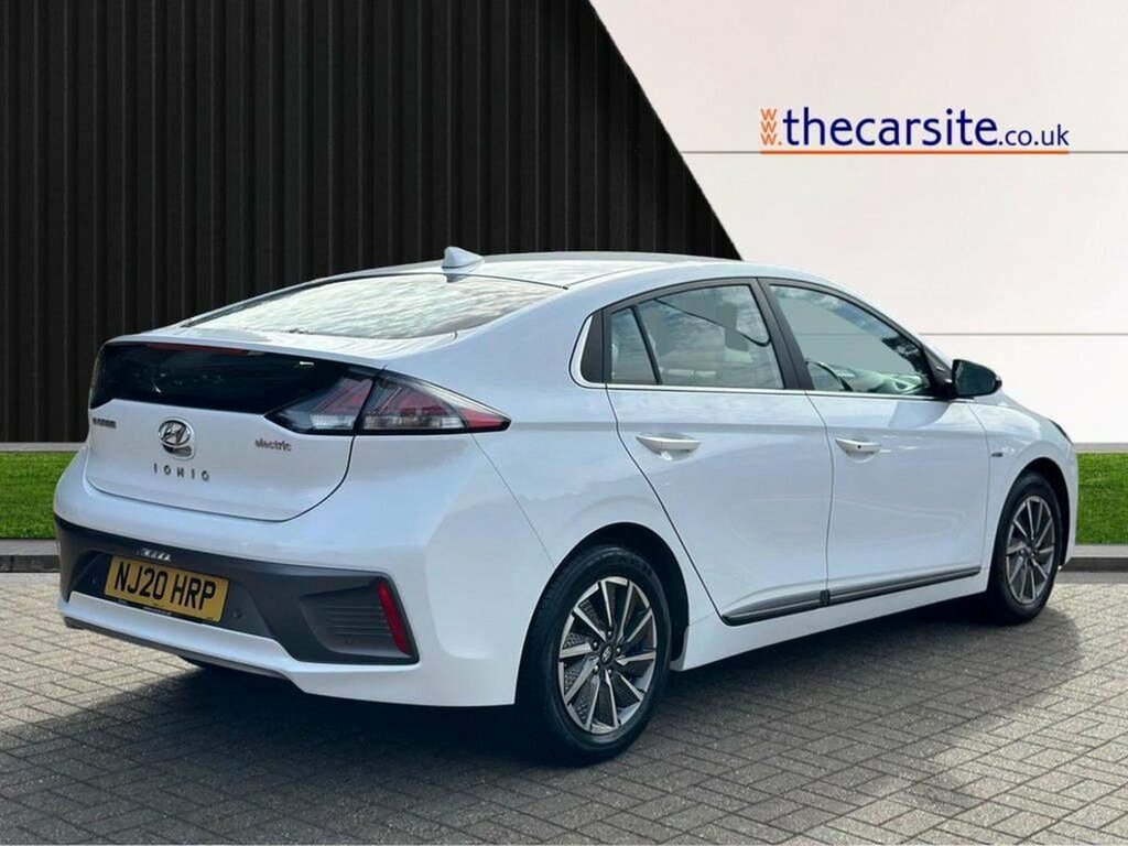 Hyundai Ioniq Hatchback 38.3Kwh Premium 202020 White #3