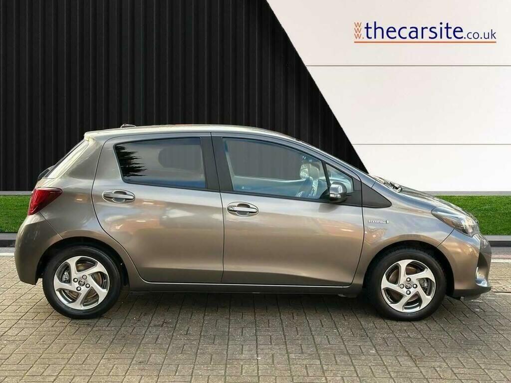 Toyota Yaris Hatchback 1.5 Vvt-h Icon E-cvt Euro 6 201616 Brown #4