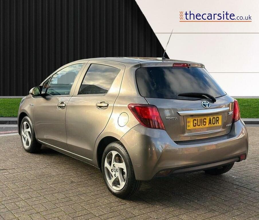 Toyota Yaris Hatchback 1.5 Vvt-h Icon E-cvt Euro 6 201616 Brown #2