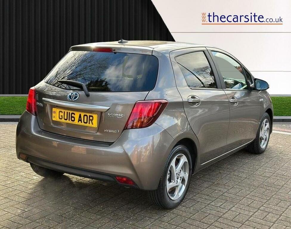 Toyota Yaris Hatchback 1.5 Vvt-h Icon E-cvt Euro 6 201616 Brown #5