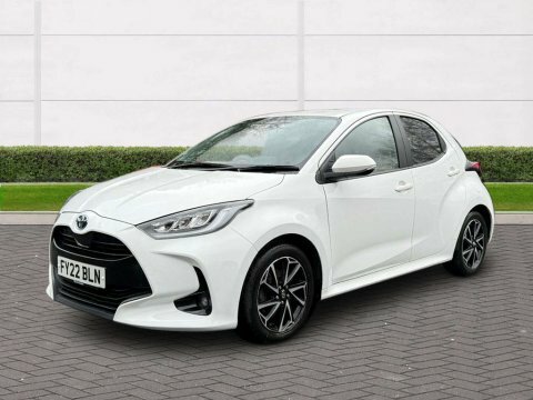 Toyota Yaris 2022 22 1.5 White