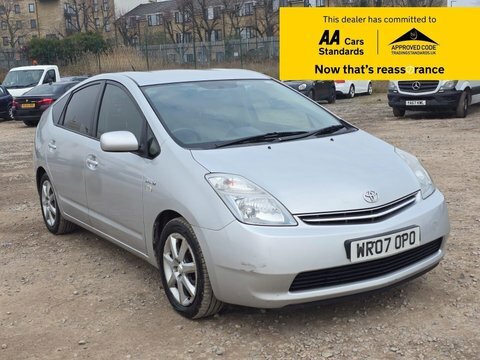 Toyota Prius 1.5 T3 Cvt WR07OPO Silver #2