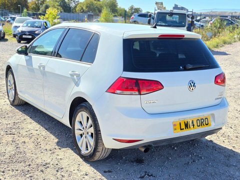 Volkswagen Golf 1.2 Tsi Bluemotion LW14ORO White #4