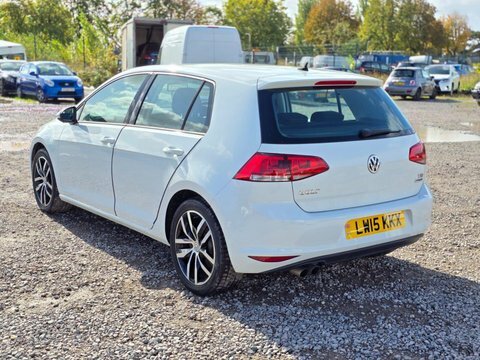 Volkswagen Golf 1.4 Tsi Bluemotion LW15KKX White #4