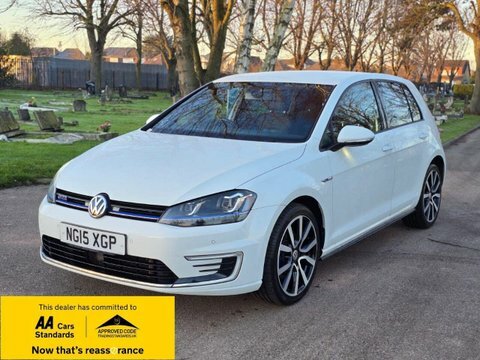 Volkswagen Golf 1.4 Tsi Gte NG15XGP White #3