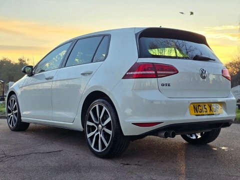 Volkswagen Golf 1.4 Tsi Gte NG15XGP White #4
