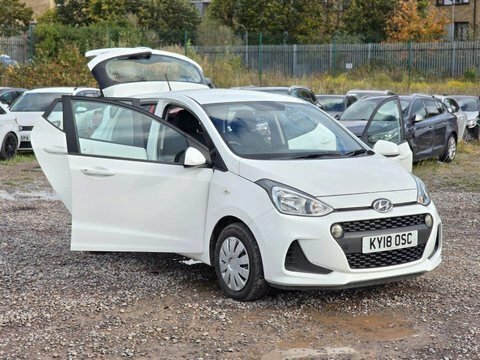 Hyundai I10 1.2 Se Hatchback KY18OSC White #6