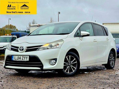 Toyota Verso 1.8 V-matic Icon White