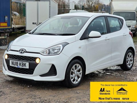 Hyundai I10 1.2 Se Hatchback NU18KBK White #3