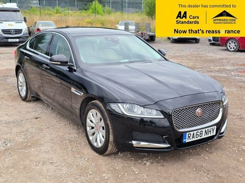 Jaguar XF 2.0D Portfolio Saloon Black