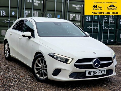 Mercedes-Benz A Class 1.5 A180d Sport WF68FXO White