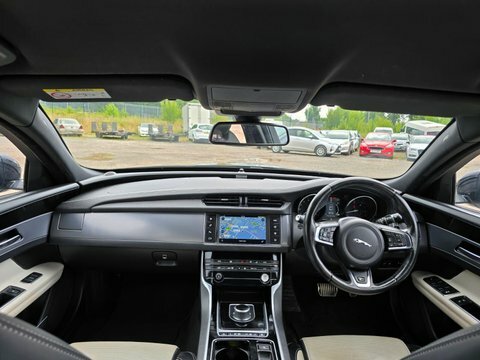 Jaguar XF 2.0D R-sport Saloon HK66JEJ Black #6