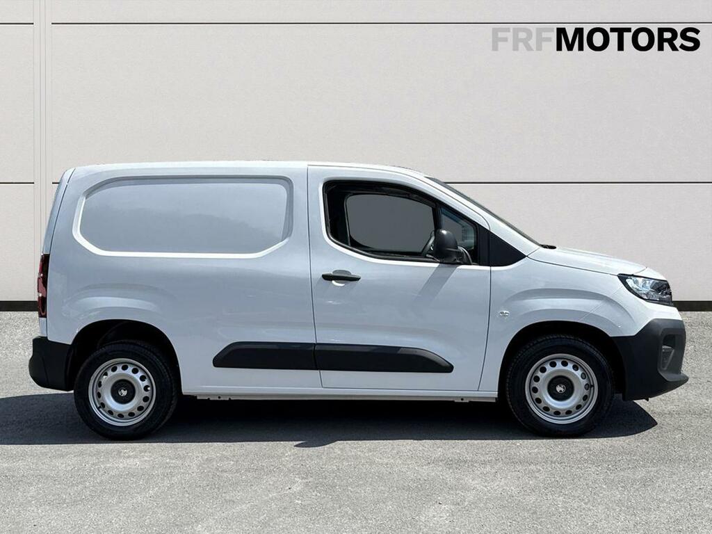 Vauxhall Combo 1.5 Turbo D 100Ps Prime H1 CU25XGF White #3