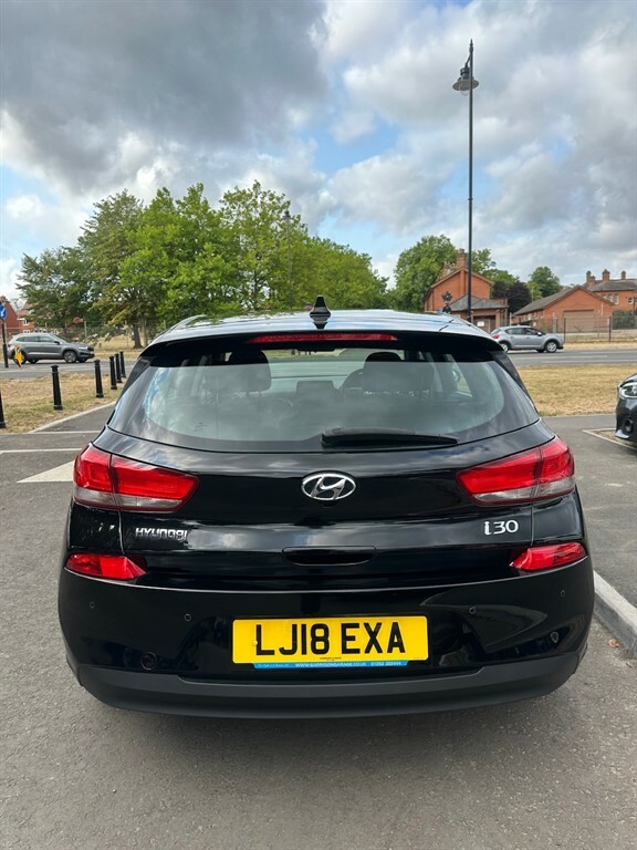 Hyundai I30 Crdi Special Edition LJ18EXA Black #6