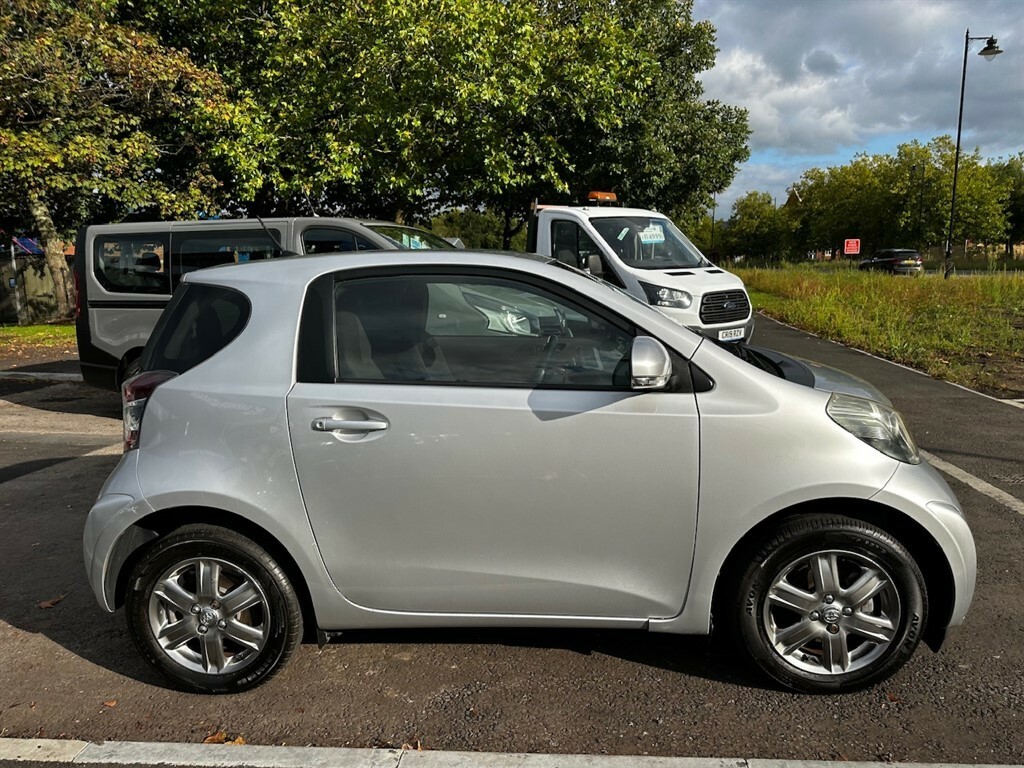 Toyota IQ Vvt-i Iq2 Silver #5