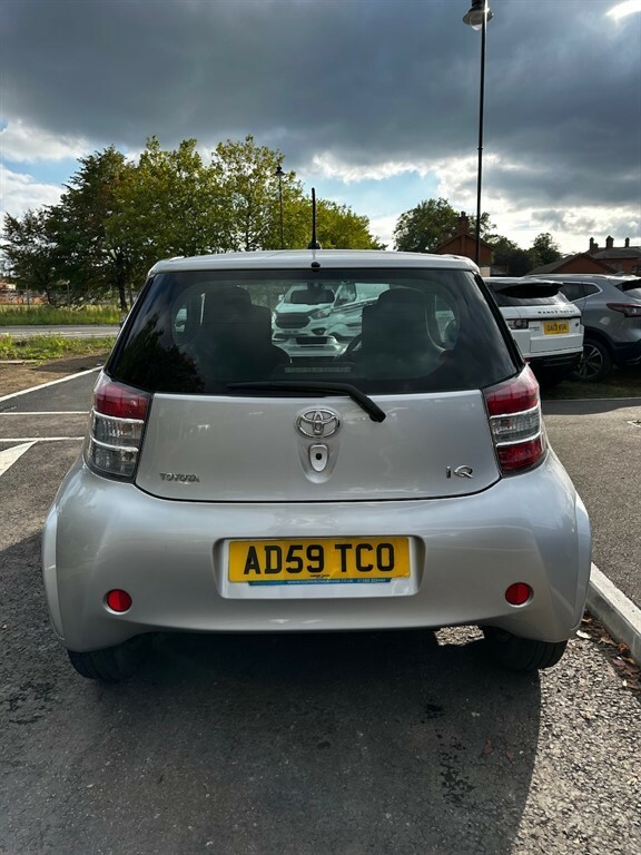 Toyota IQ Vvt-i Iq2 Silver #6