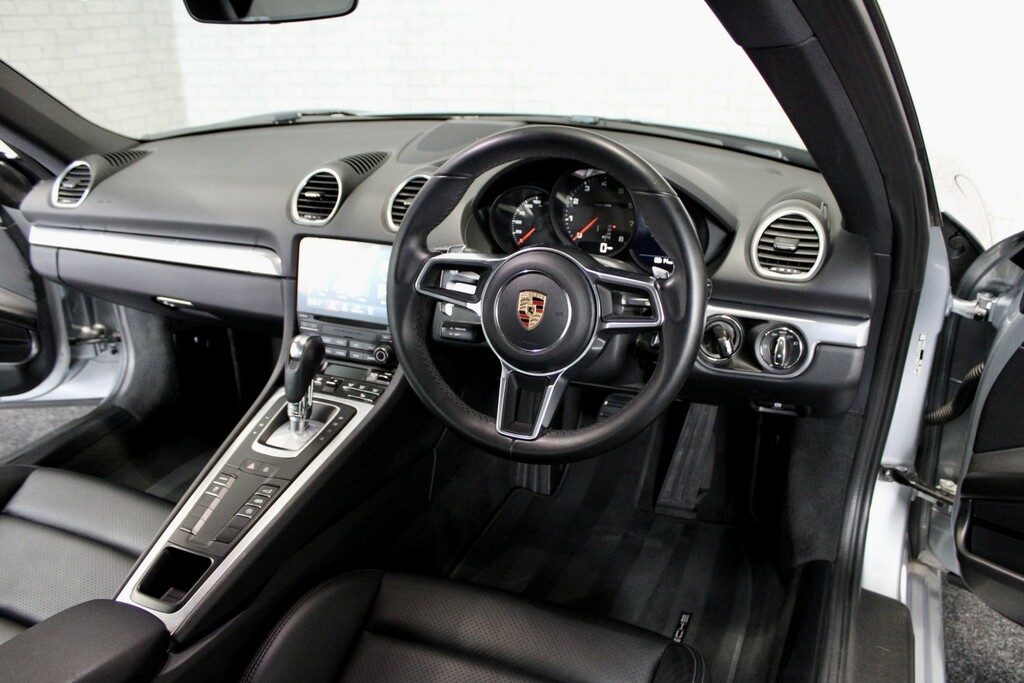 Porsche 718 Coupe 2.0 T Silver #2