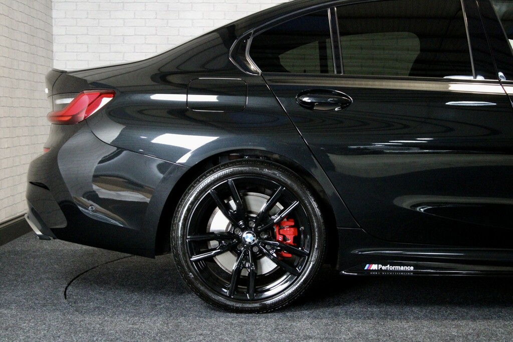 BMW 3 Series Saloon 3.0 M340d Xdrive Saloon Black #4