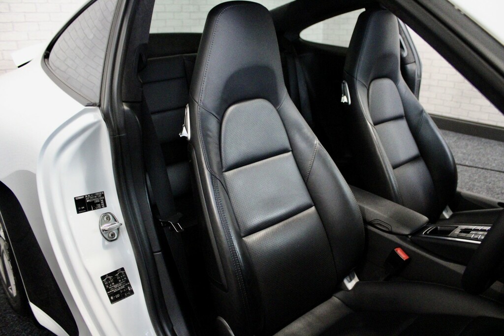 Porsche 911 Coupe 3.8 991 Carrera S White #2