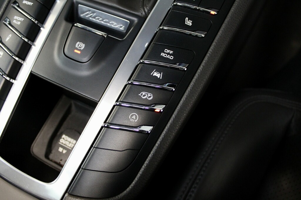 Porsche Macan Suv 3.0 T V6 Gts VU17EOR Grey #4