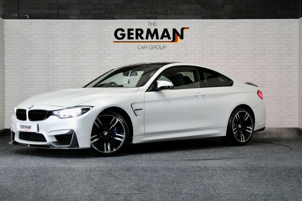 BMW M4 Coupe 3.0 M4 Coupe White